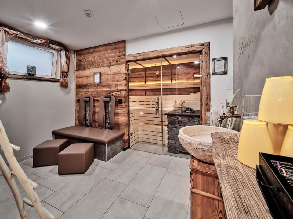 Spa and wellness centre/facilities, Internal: Not applicable to any particular room