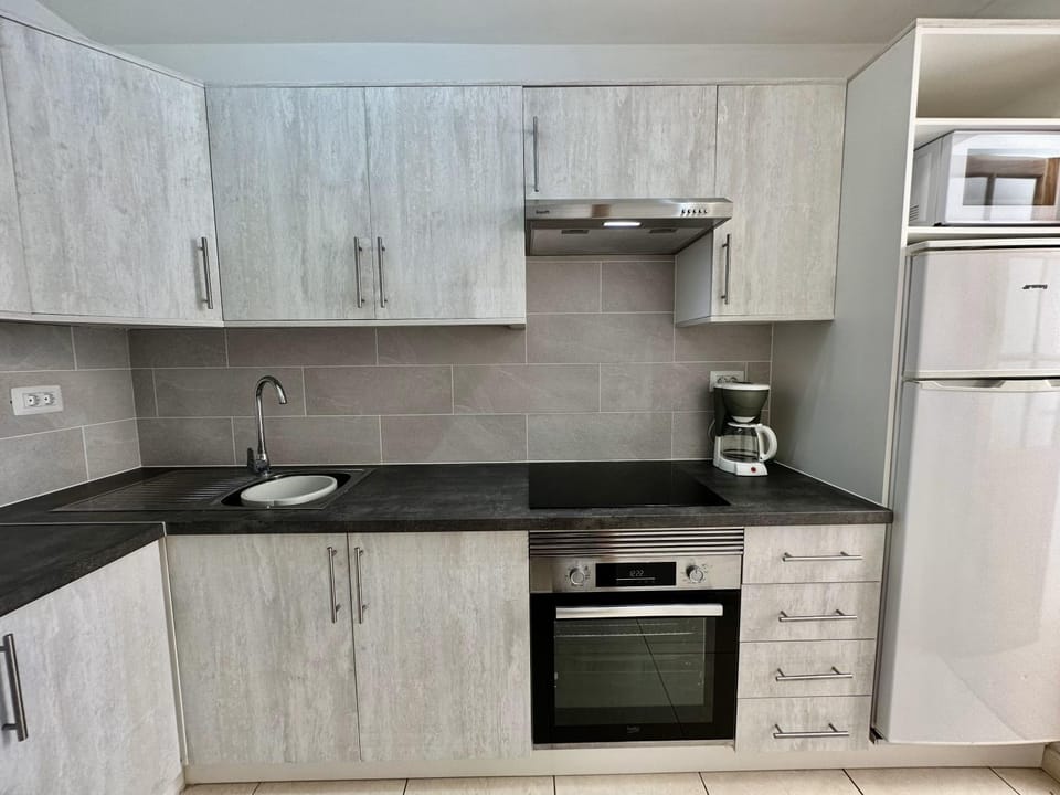 Kitchen or kitchenette, pet friendly