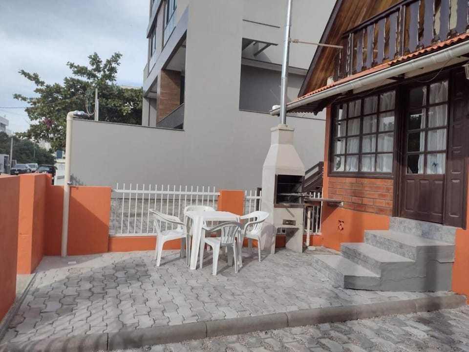 Apartamento estilo chalé - Enxaimel Apartment in Bombinhas