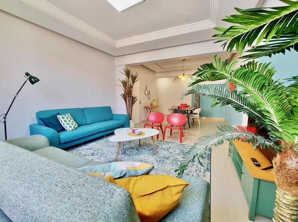TV and multimedia, Living room, Decorative detail, Dining area