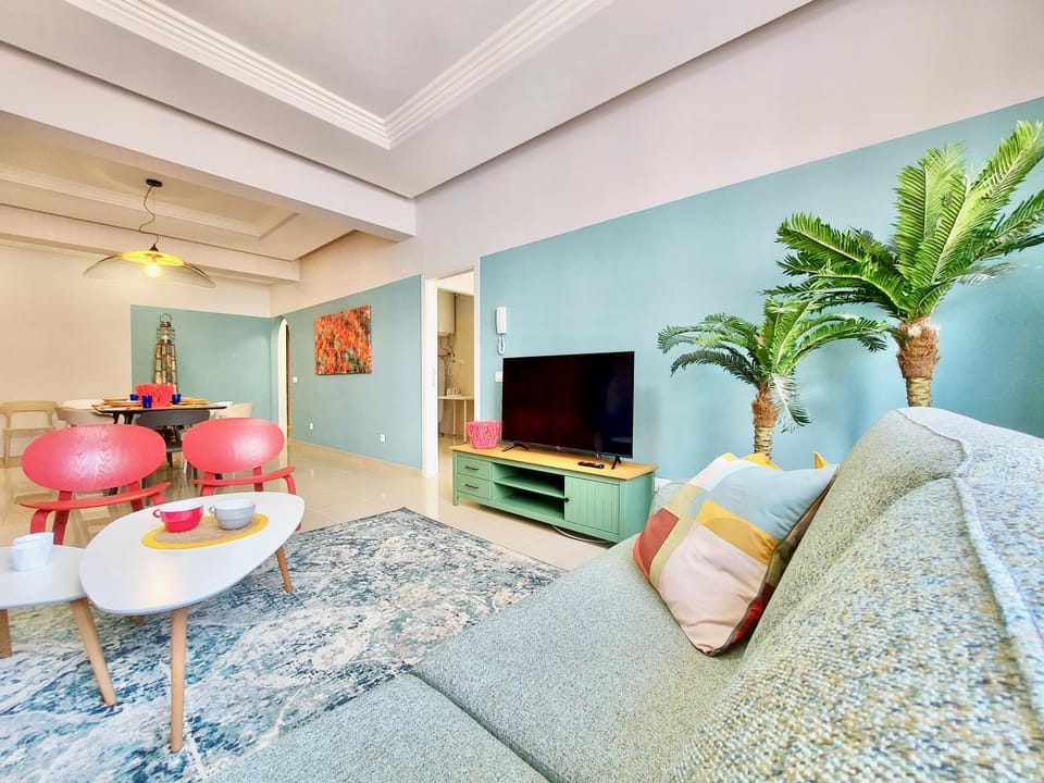 TV and multimedia, Living room, Dining area