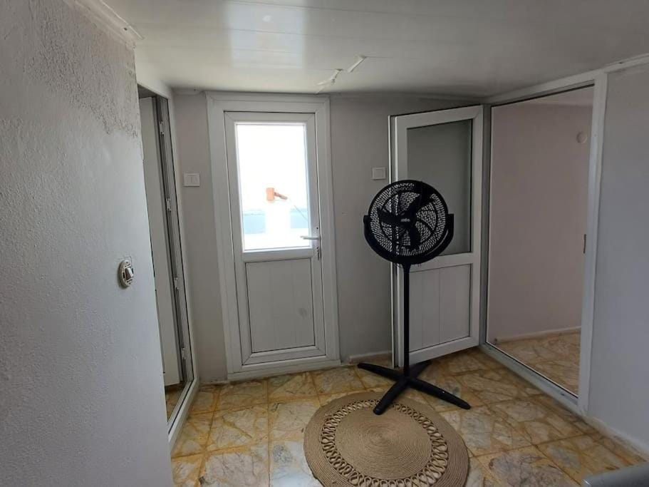 SUNSET-Denize sıfır konumda, eşyalı yazlık Apartment in İzmir Province