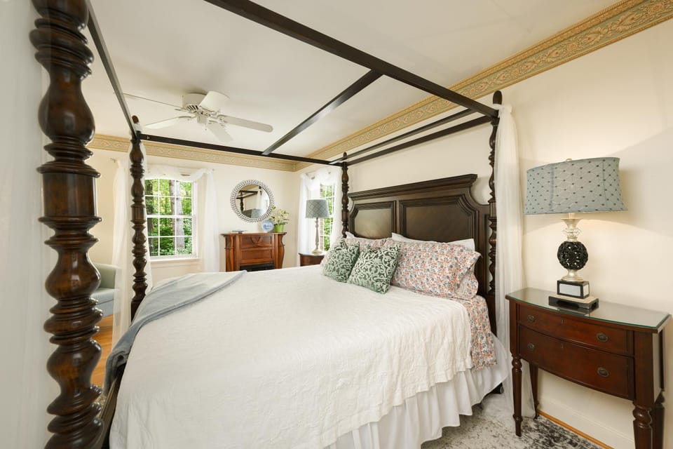 Bed, Bedroom