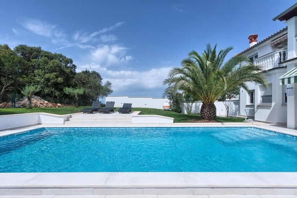 Garden, Swimming pool