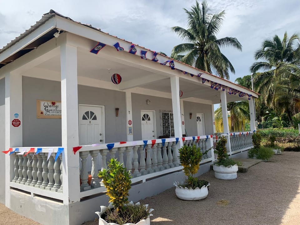 Wanigi Guesthouse Bed and Breakfast in Belize