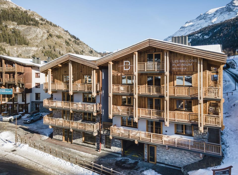 Property building, Winter