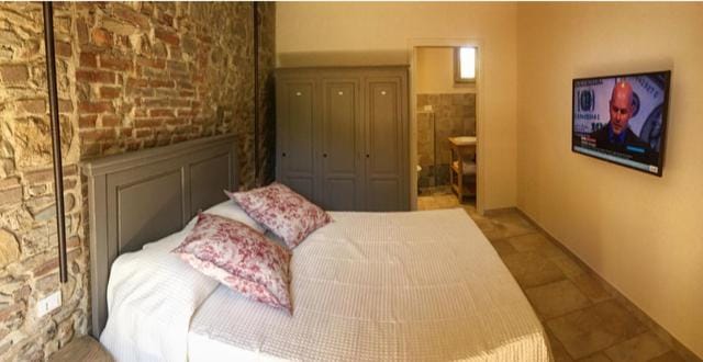 Agriturismo Quattro Pini Farm Stay in Tuscany