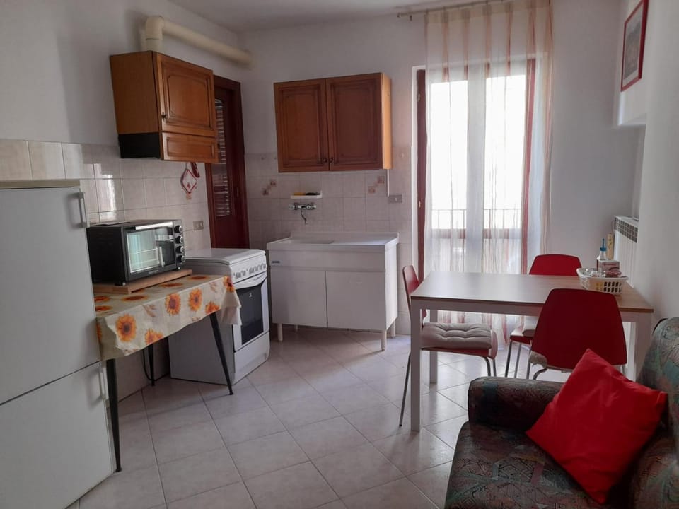 Analogic tour - San Donato Apartment in Marche