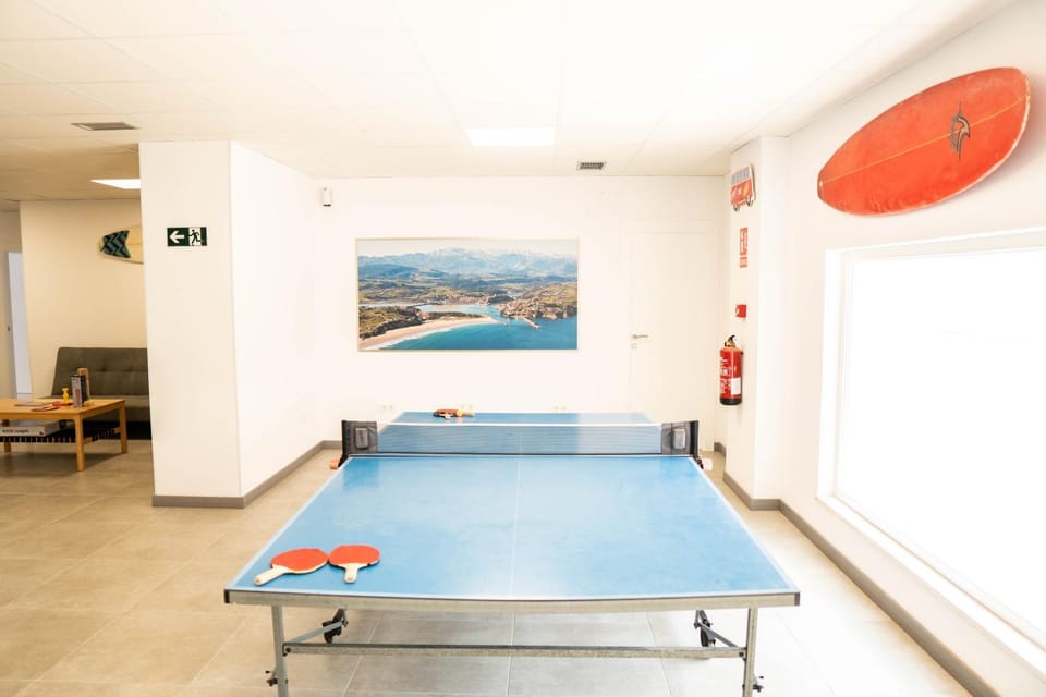 Game Room, Table tennis