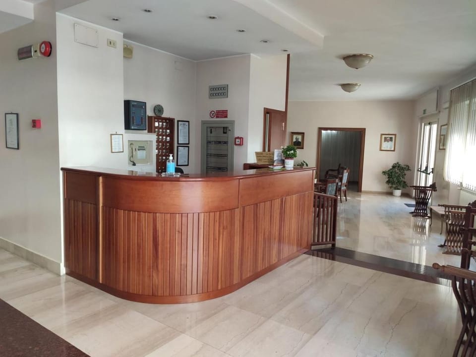 Staff, Lobby or reception