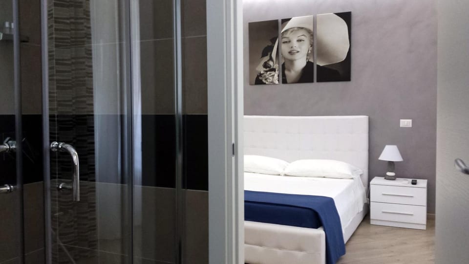 Other, Photo of the whole room, Decorative detail