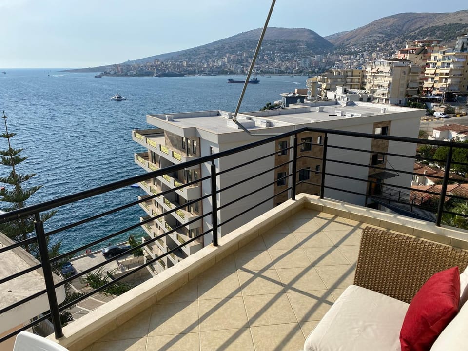 Balcony/Terrace, City view, Sea view