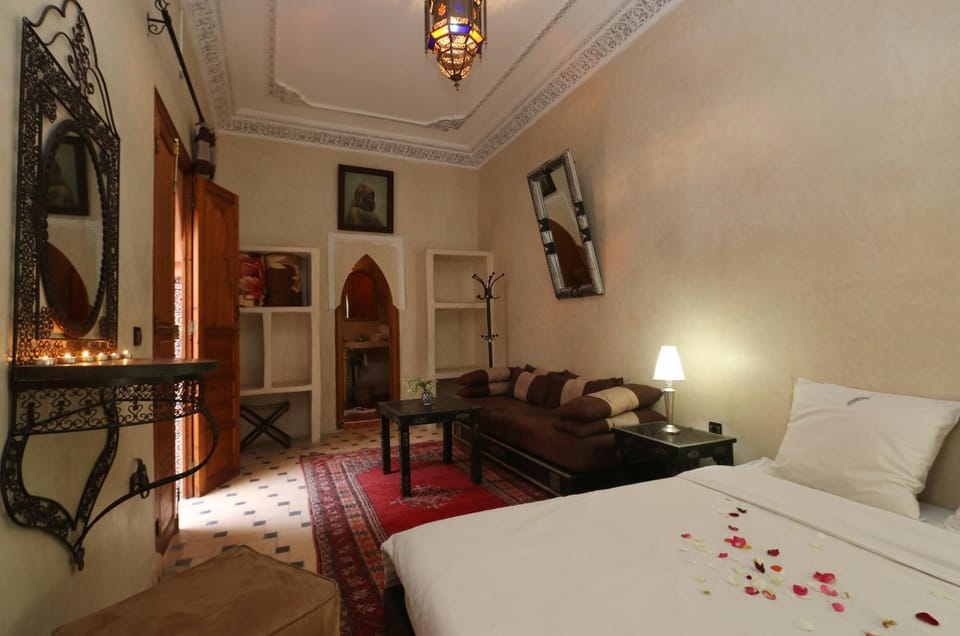 Patio, Coffee/tea facilities, Photo of the whole room, Seating area, Bedroom, Drinks