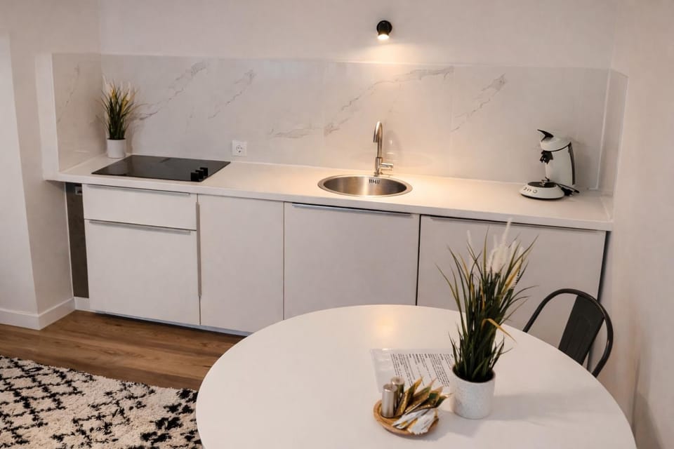 Gästehaus zur Uni Klinik Exklusives Apartment mit Küche und Badezimmer Apartment in Saarland, 66, Germany