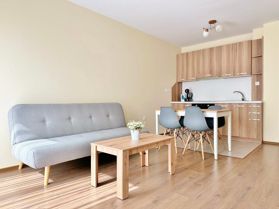 Kitchen or kitchenette, Living room, Seating area, Dining area, kitchen, kitchen