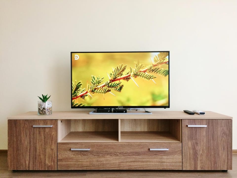 Communal lounge/ TV room, TV and multimedia, Evening entertainment