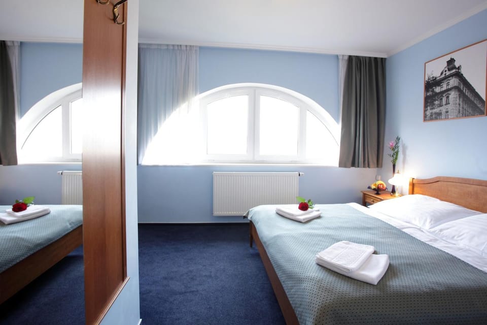 Bed, Other