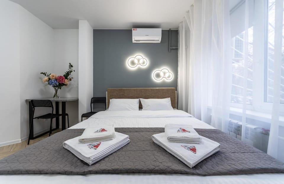 Апартаменти MYFREEDOM поруч із Пологовим будинком, Виноградар Apartment in Kiev City - Kyiv