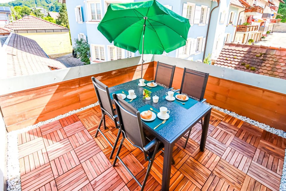Patio, Balcony/Terrace, Seating area, Dining area, Inner courtyard view