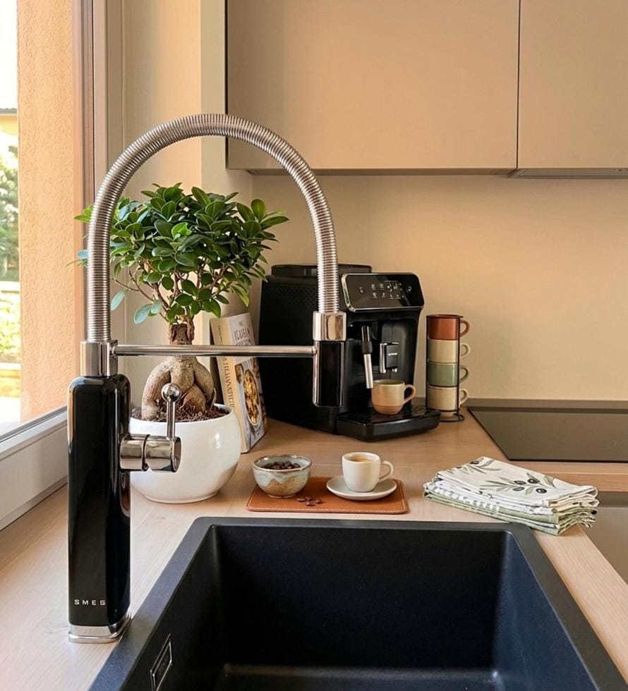 Coffee/tea facilities, Kitchen or kitchenette