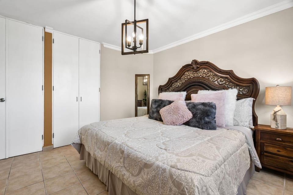 Ocean View Condo in Peña Mar Pools and Security 24 hrs Apartment in Fajardo