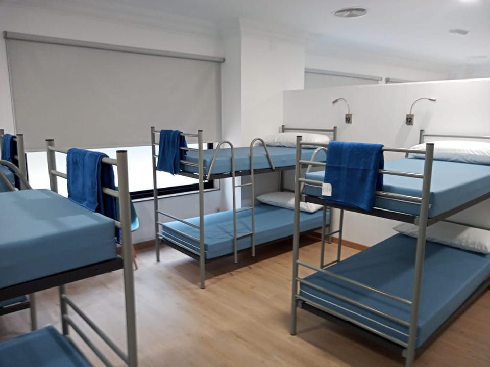 Bed, Bedroom, bunk bed