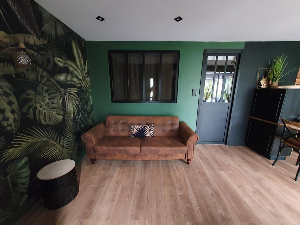 Jungle Apartment in Mios