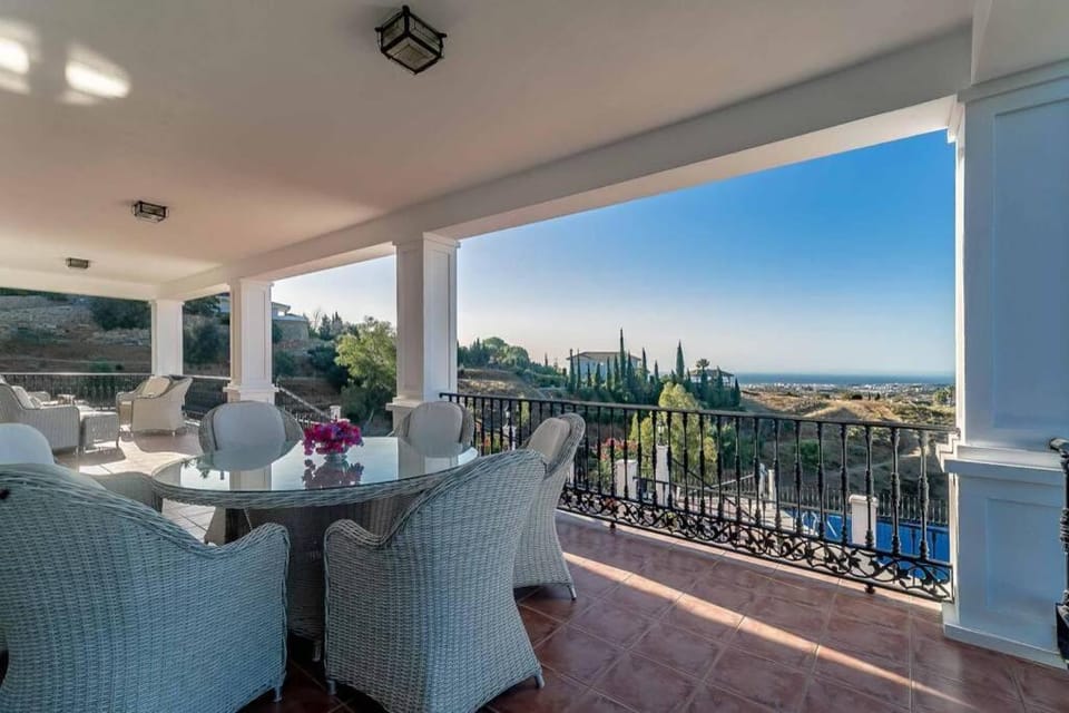 49-Exclusive Villa With Private Pool & Breathtaking Views in Mijas! Villa in Costa del Sol