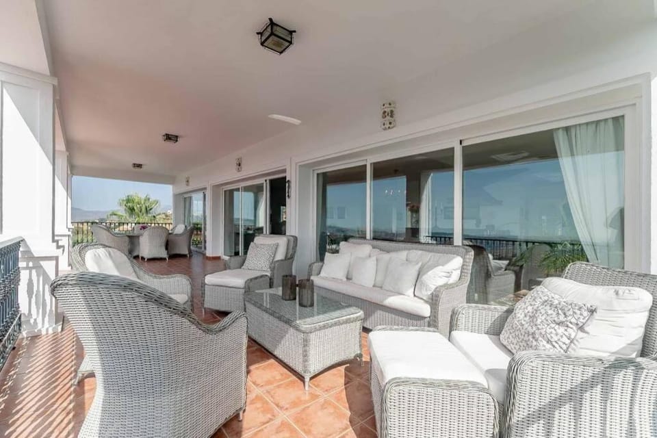 49-Exclusive Villa With Private Pool & Breathtaking Views in Mijas! Villa in Costa del Sol