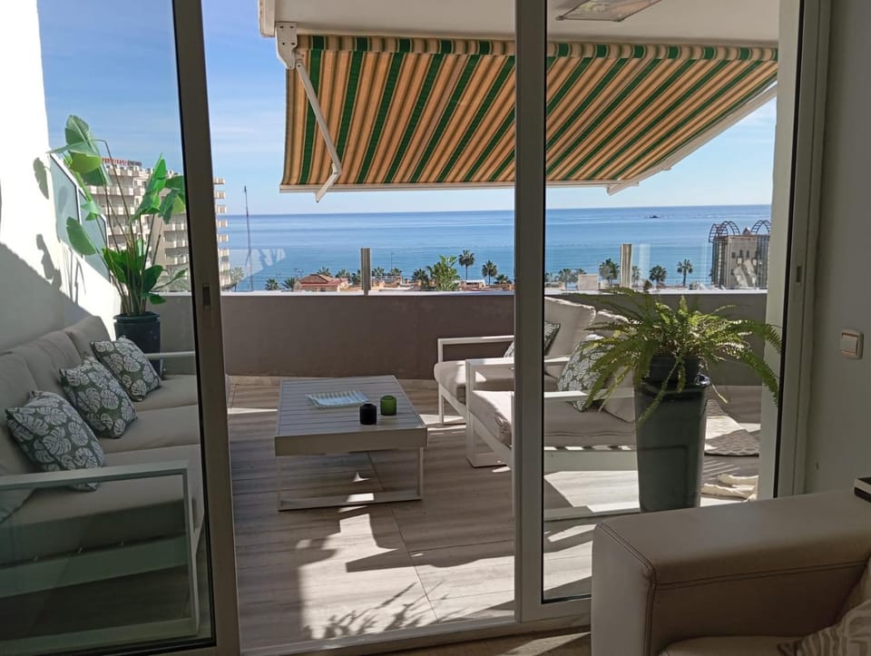 APARTAMENTO CON VISTAS AL MAR Apartment in Torremolinos