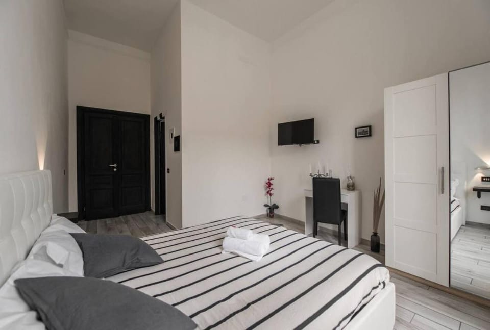 Lazy Gio Guest House Bed and Breakfast in Rome
