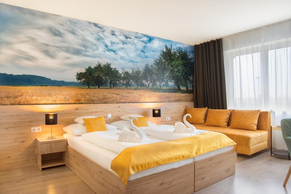 Bed, Photo of the whole room