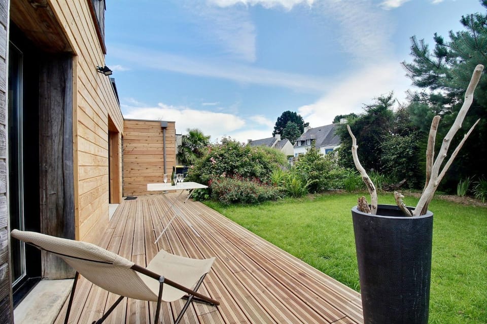 GITE ROSCLEDAN contemporain, 3 chambres idéalement situé House in Arradon
