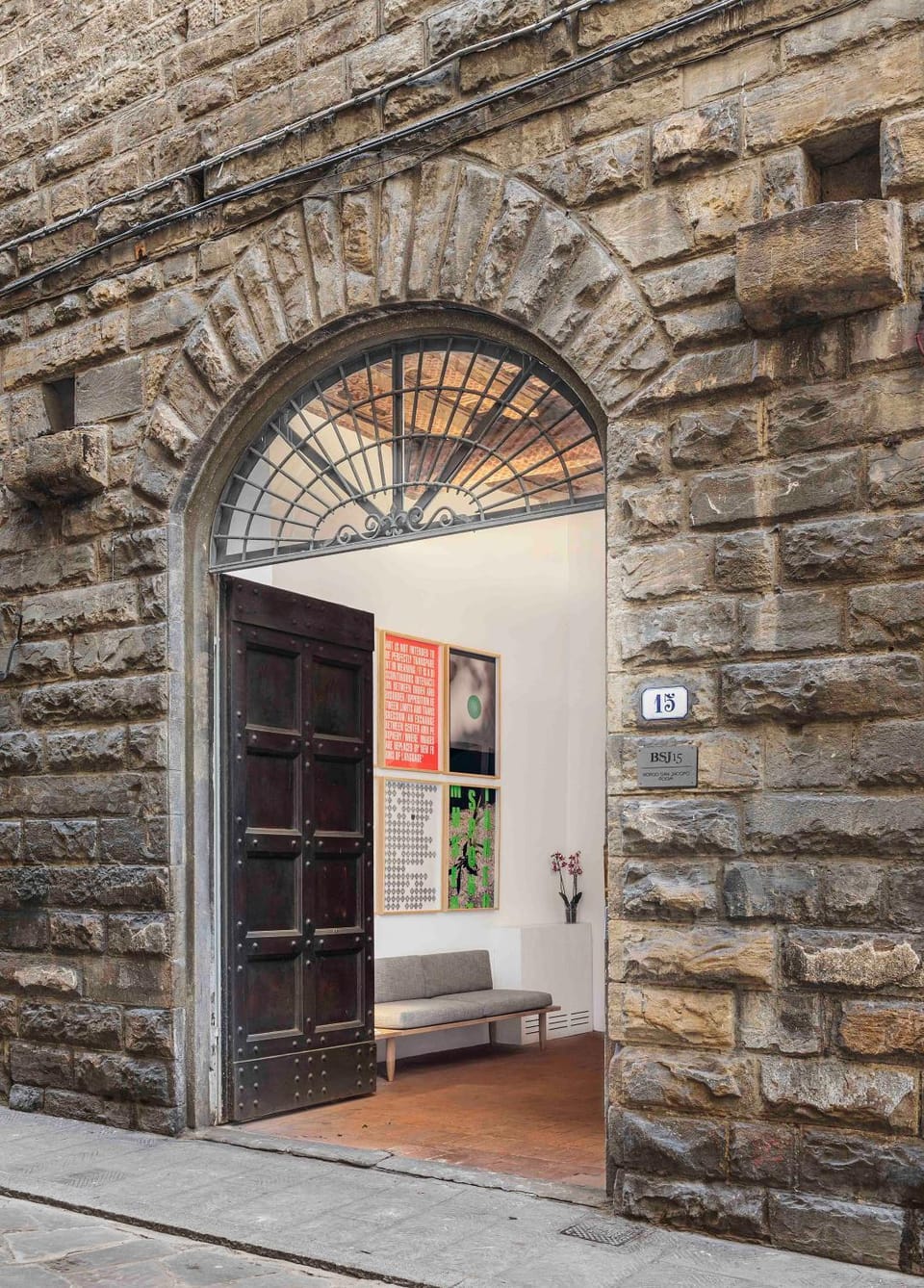 Facade/entrance, Lobby or reception, Street view
