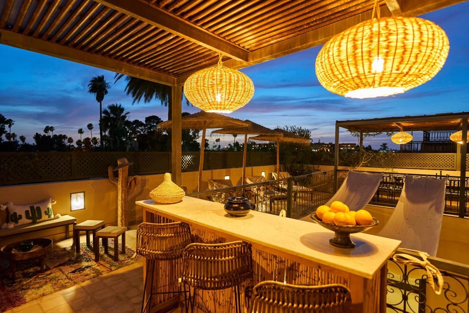 Lounge or bar