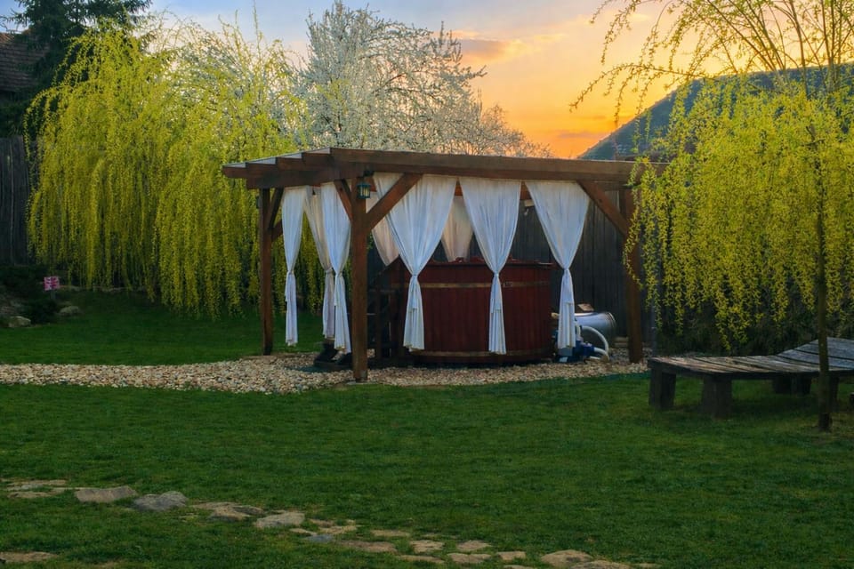 Mátrai pincés udvar House in Hungary