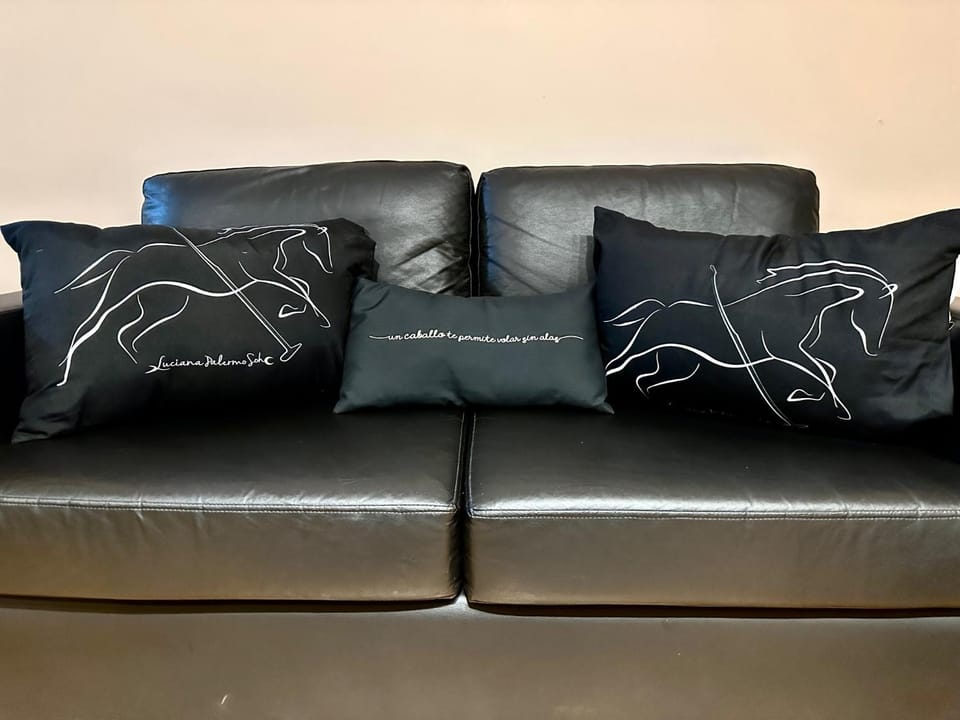 Communal lounge/ TV room, Property logo or sign, Property logo or sign, TV and multimedia, Living room, Seating area, Evening entertainment, Logo/Certificate/Sign, Logo/Certificate/Sign, Entertainment, internet, internet
