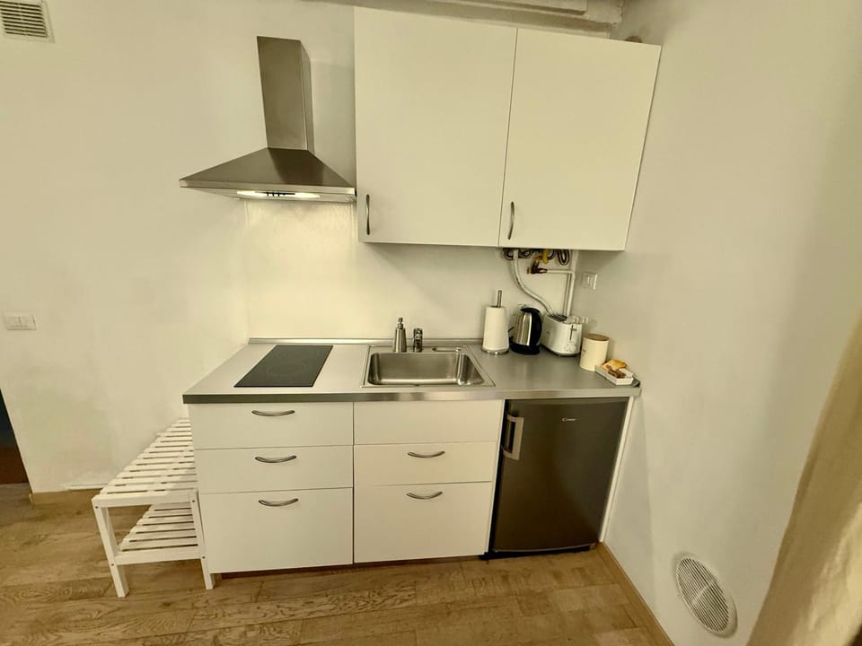 Coffee/tea facilities, Kitchen or kitchenette, toaster