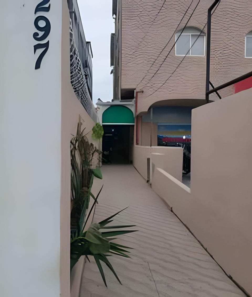 CONDOMÍNIO DAS TARTARUGAS Apartment in State of São Paulo