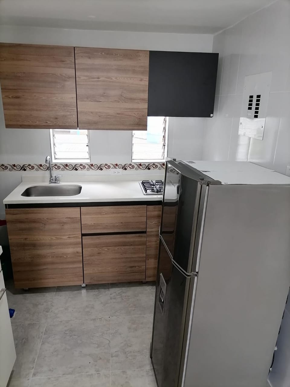 Kitchen or kitchenette