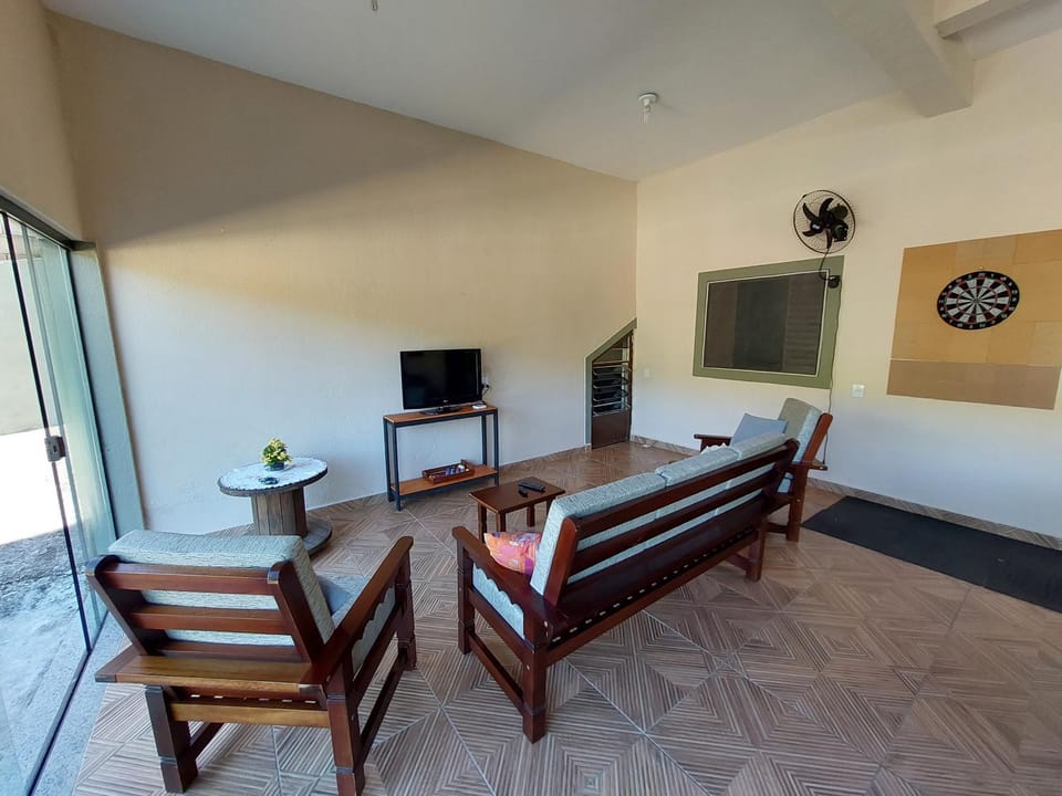 Communal lounge/ TV room, Living room, Seating area
