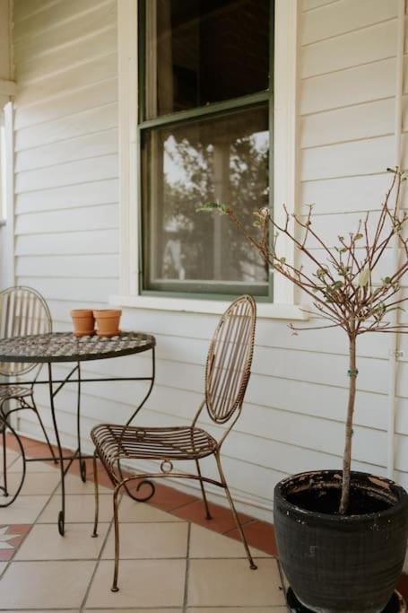Cottage on Gray - Wangaratta House in Rural City of Wangaratta