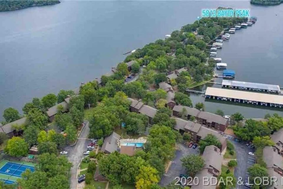 21 Mile Marker Overlook House in Lake of the Ozarks