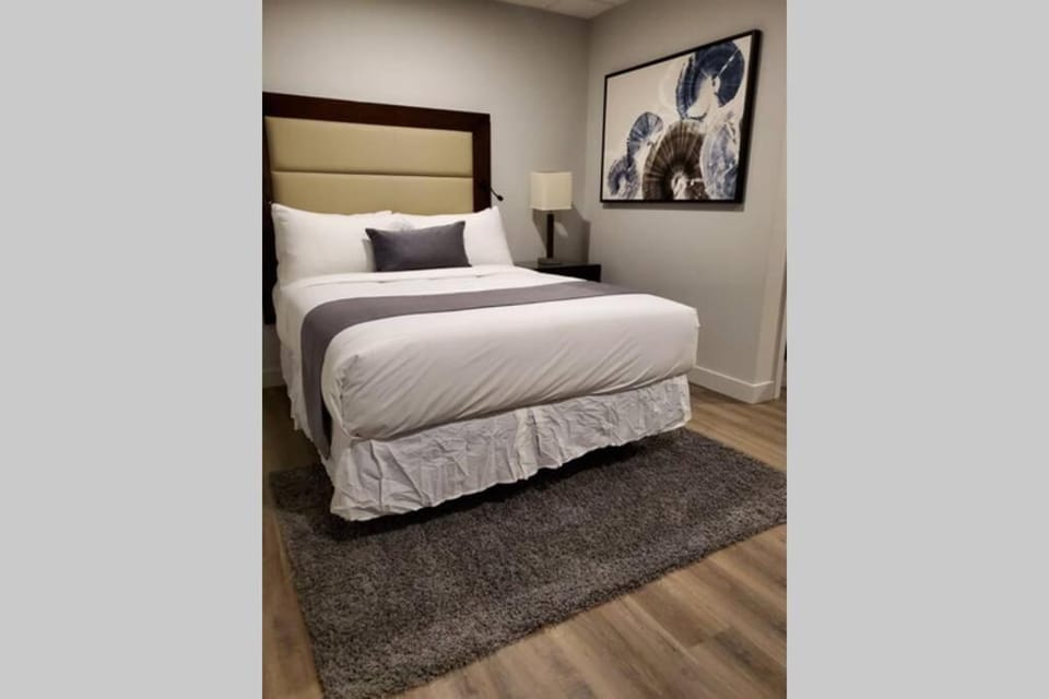 Cozy Sweet Studio #6, 10 min to D.T. Ottawa Apartment in Gatineau
