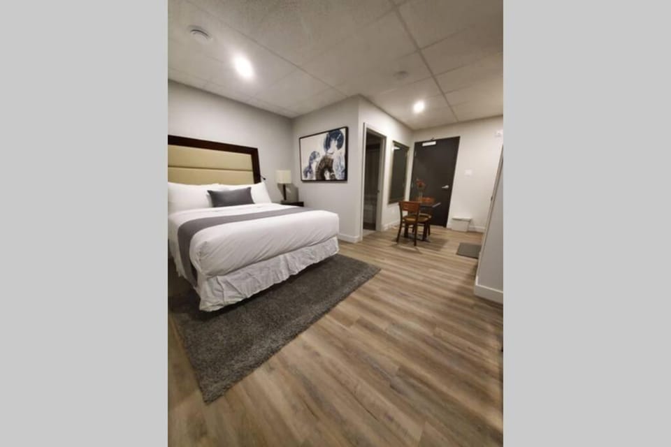 Cozy Sweet Studio #6, 10 min to D.T. Ottawa Apartment in Gatineau