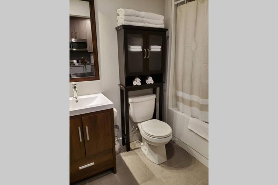 Cozy Sweet Studio #6, 10 min to D.T. Ottawa Apartment in Gatineau