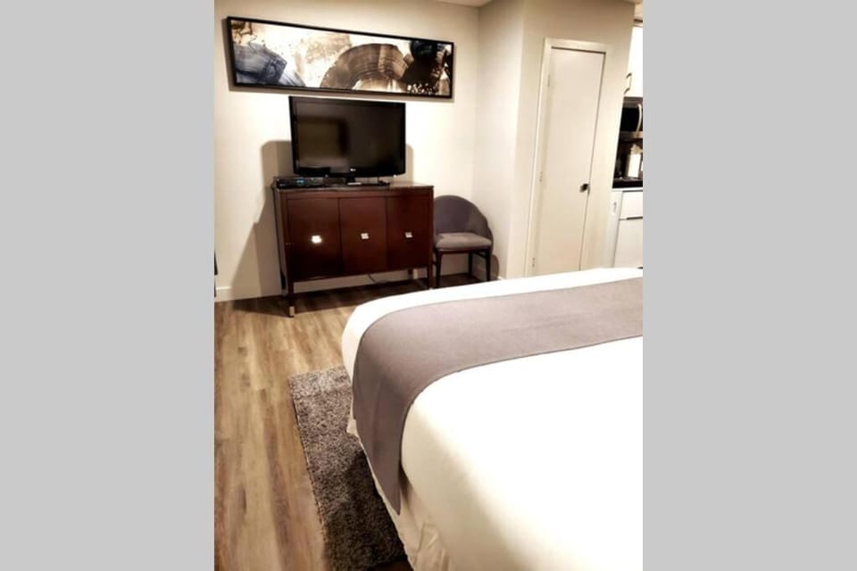 Cozy Sweet Studio #5, Only 10 min to D.T. Ottawa Apartment in Gatineau