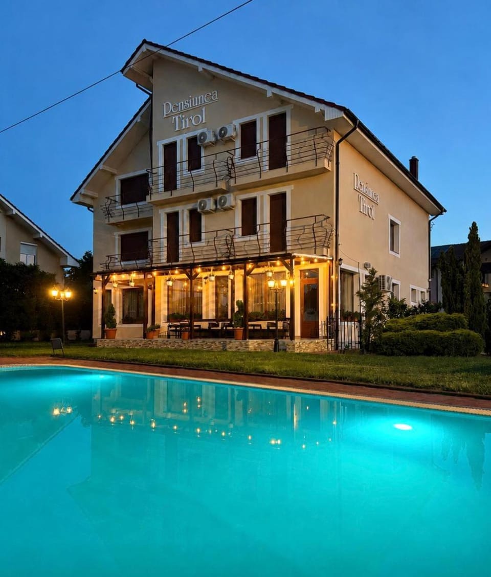 Pensiunea Tirol Baile Felix Bed and Breakfast in Hungary
