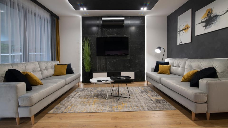 TV and multimedia, Living room, Seating area