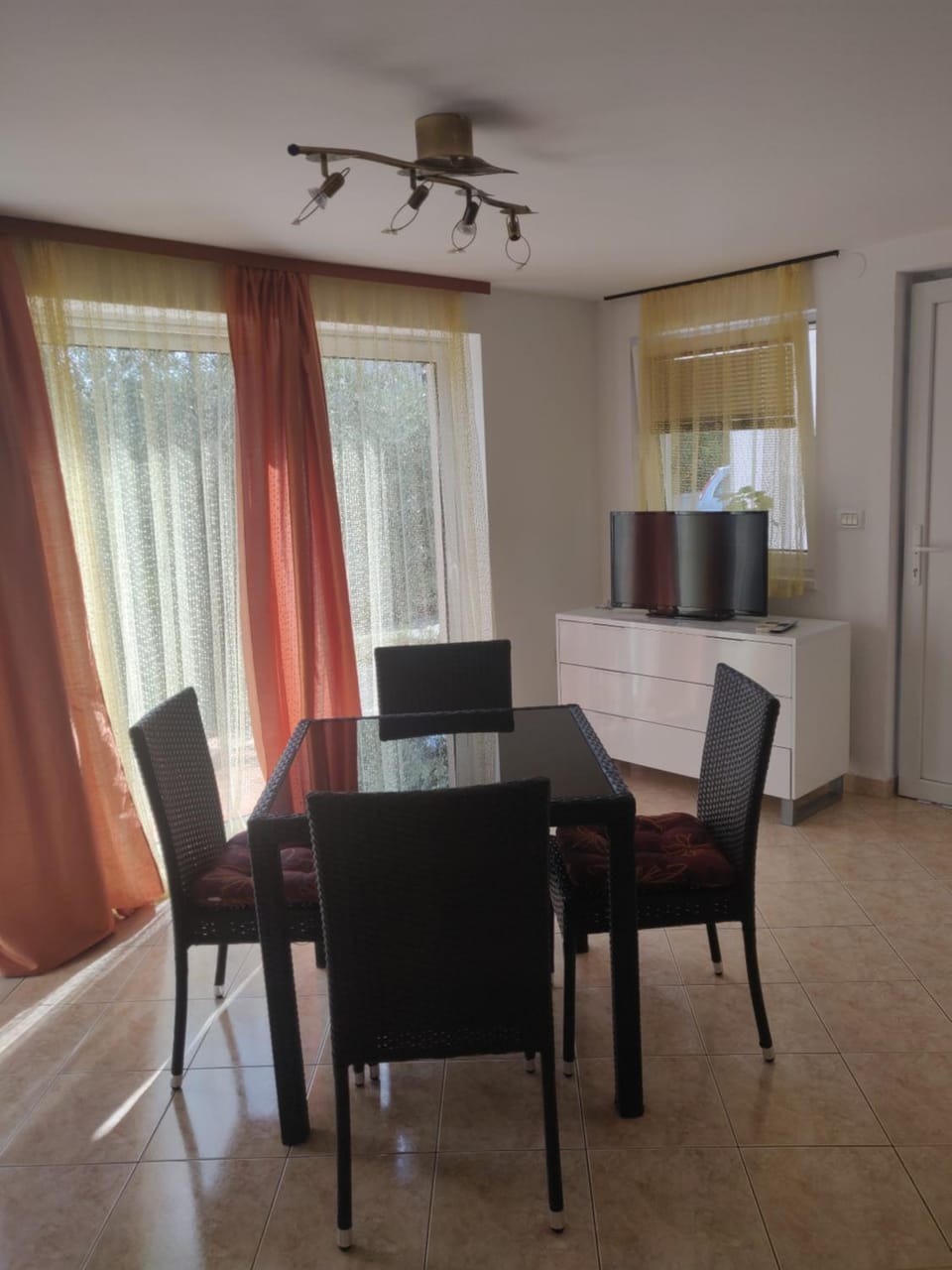 Anya 50 meters to the beach Apartment in Banjole